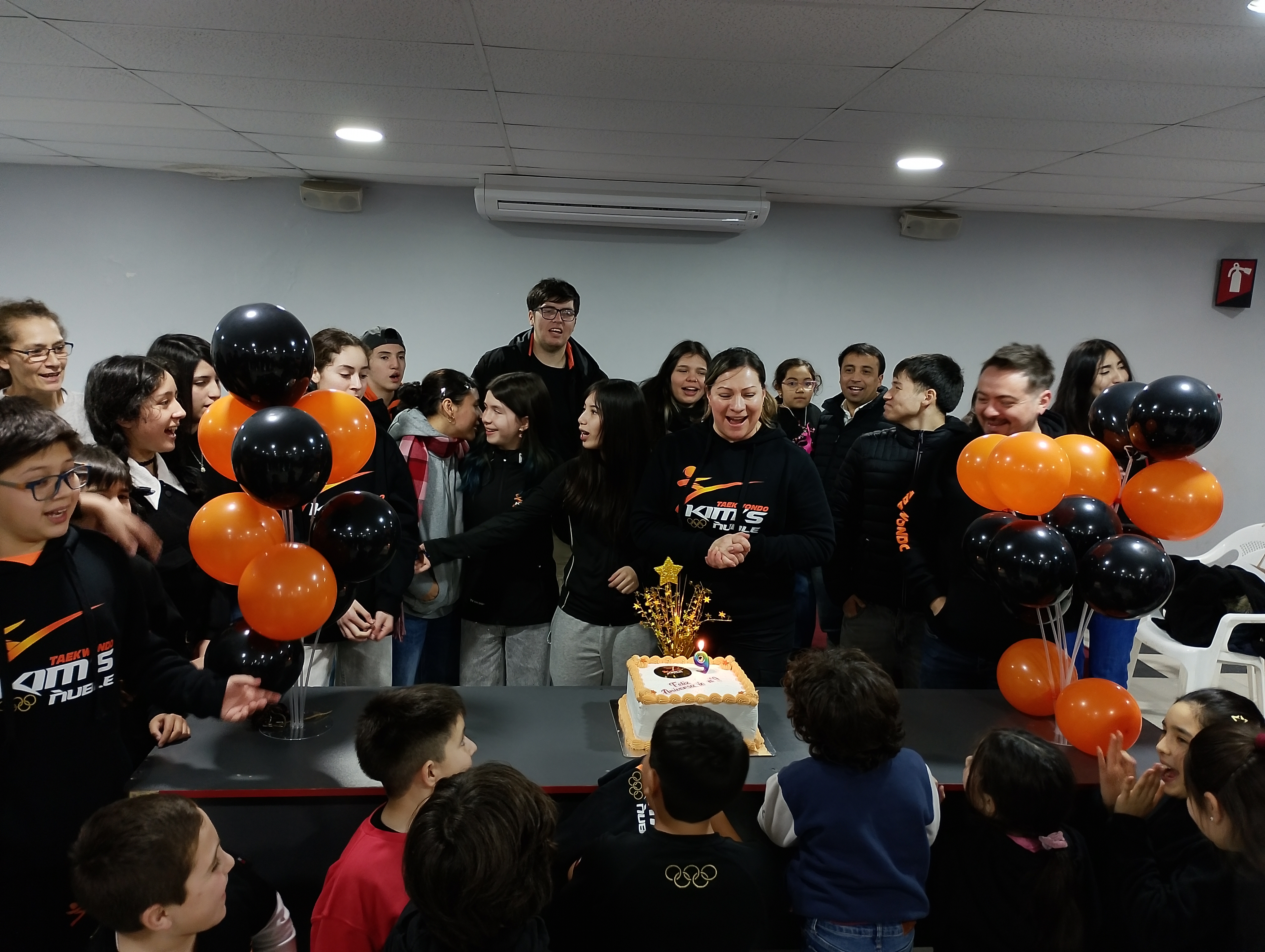 La Familia Kim's Ñuble celebra un año  más de vida