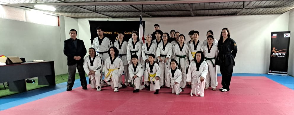 Compromiso y superación: Estudiantes de Kim’s Ñuble rinden exitosamente sus exámenes de grado